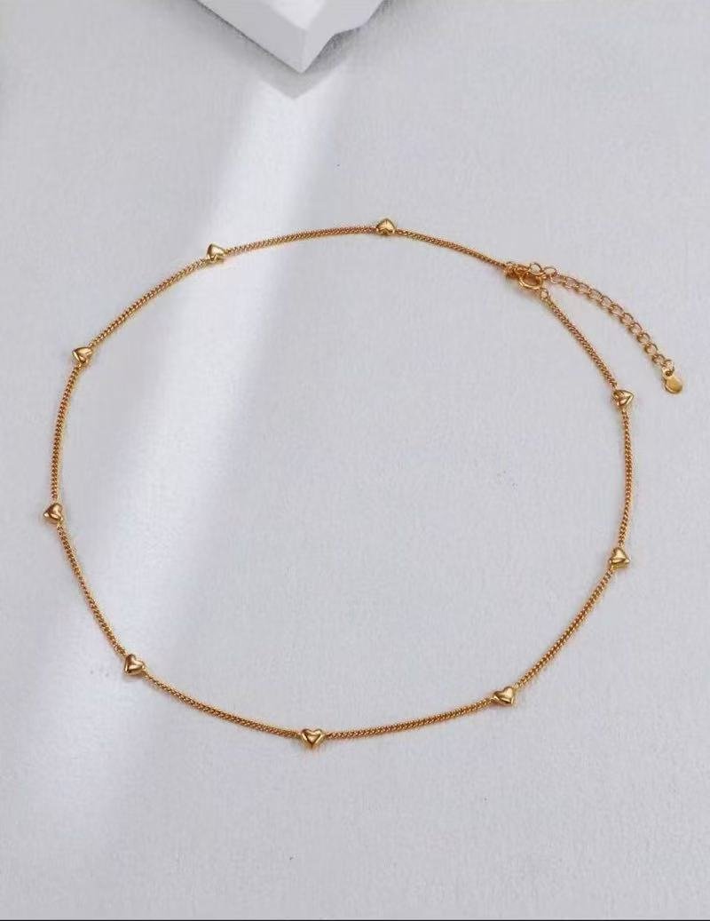 Halskette mit Kleine Herzen