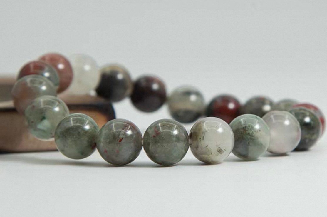 Afrikamischer Blutstein – Kraftvoller Schutzstein - Image 3